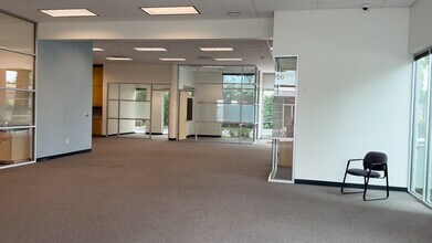 555 Clyde Ave, Mountain View, CA à louer - Vidéo sur l’annonce professionnelle