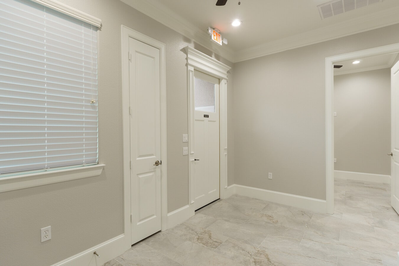 12414 Spring Cypress Rd, Tomball, TX 77377 - Lot B - - Photo intérieure - Image 1 of 13