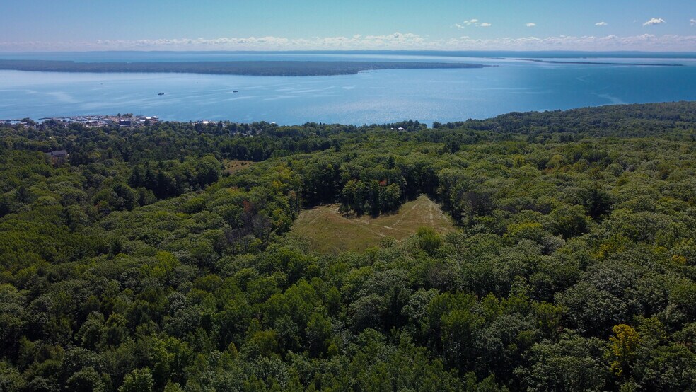 35480 Whitetail Ave, Bayfield, WI à vendre - Photo de l’immeuble – Image 3 sur 43