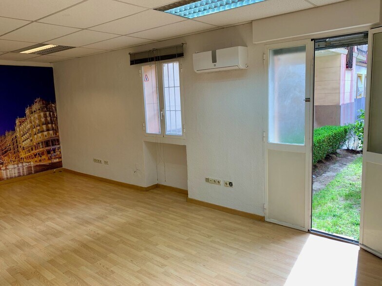 Immeuble residentiel dans Madrid, Madrid à vendre - Photo intérieure – Image 3 sur 6