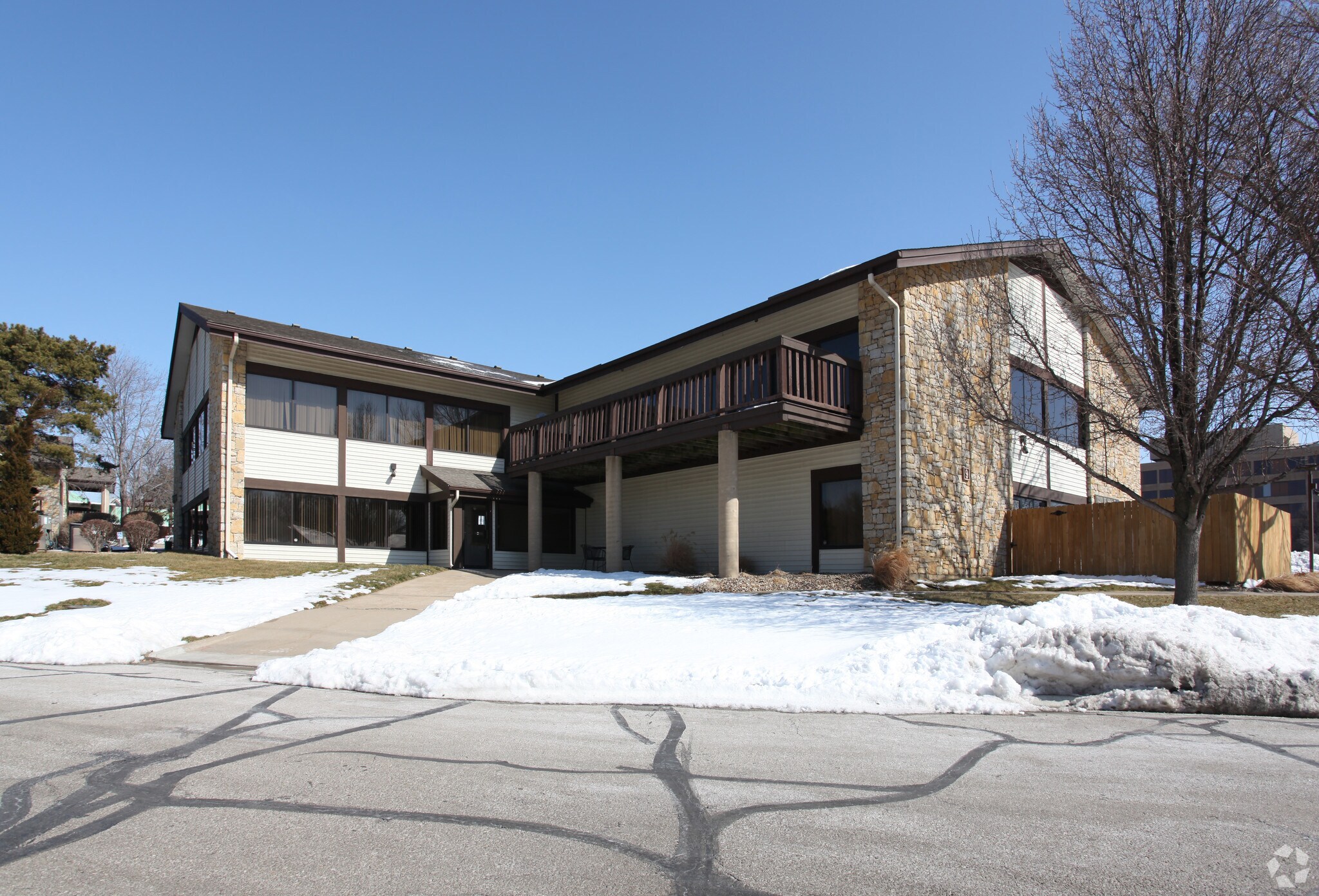 7220 W 98th Ter, Overland Park, KS à vendre Photo principale– Image 1 sur 6