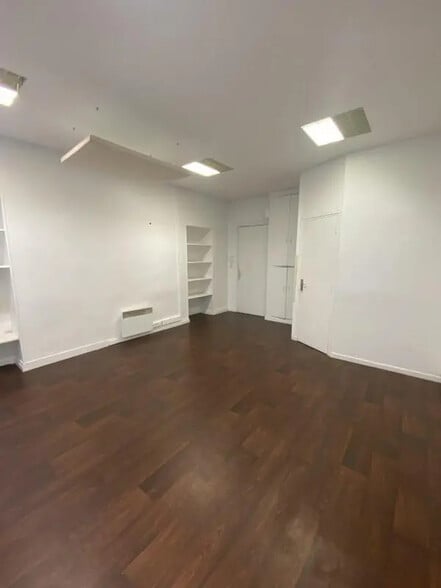 Bureau dans Paris à louer - Photo de l’immeuble – Image 3 sur 17