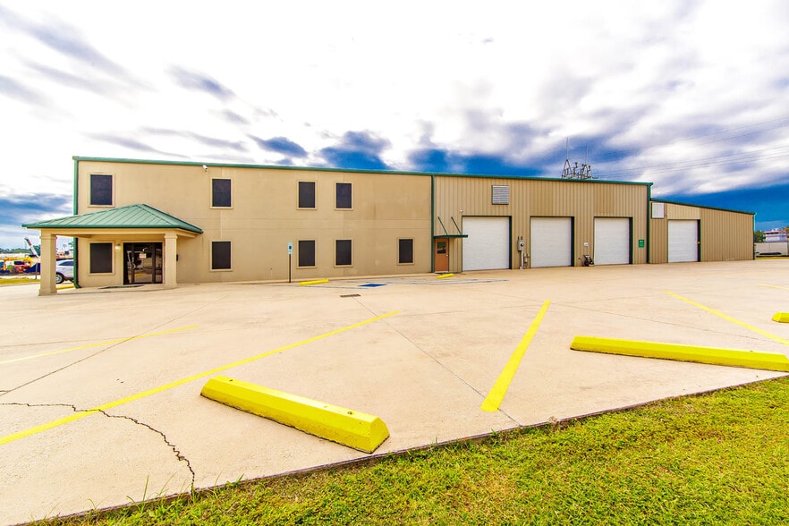 1711 Dunn St, Houma, LA à louer - Photo principale – Image 1 sur 55