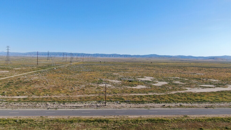 West Ave. A/ 120 street west, Lancaster, CA à vendre - Photo de l’immeuble – Image 2 sur 3