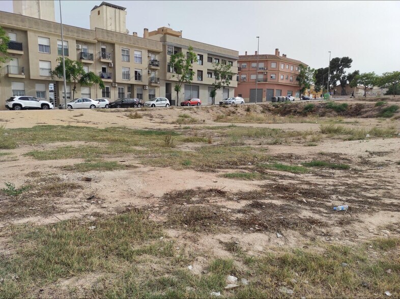 Terrain dans Novelda, Alicante à vendre - Photo principale – Image 2 sur 2