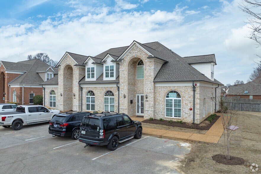 200 Grand Steeple Dr, Collierville, TN à louer - Photo principale – Image 1 sur 7