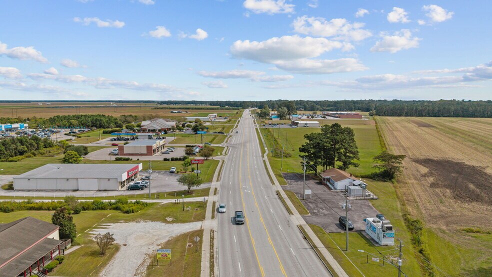 11146 NC 55 Hwy E, Grantsboro, NC à vendre - Photo de l’immeuble – Image 3 sur 12