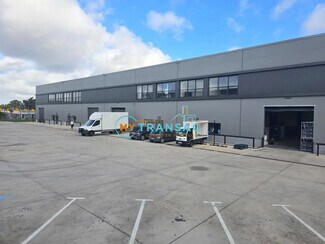 Plus de détails pour Local d'activités à louer