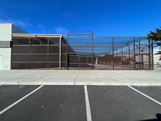 Plus de détails pour 800-990 Playa Ave, Seaside, CA - Local commercial à louer