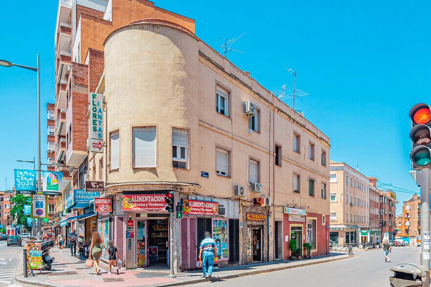 Calle De Pinos Alta, 1, Madrid, Madrid à vendre - Photo principale – Image 1 sur 2