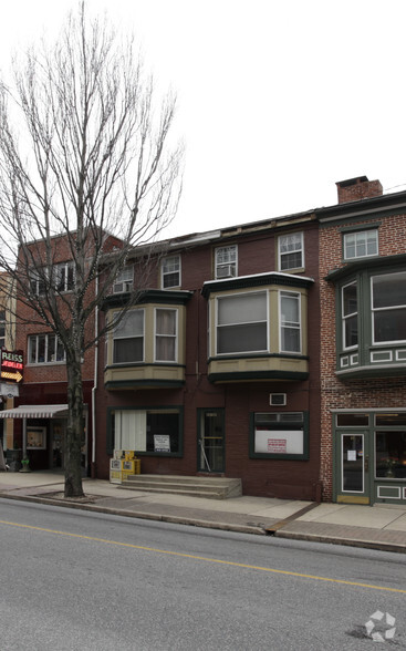101-121 W Market St/6-8 Beaver St portefeuille de 2 biens à vendre sur LoopNet.fr - Photo principale – Image 2 sur 2