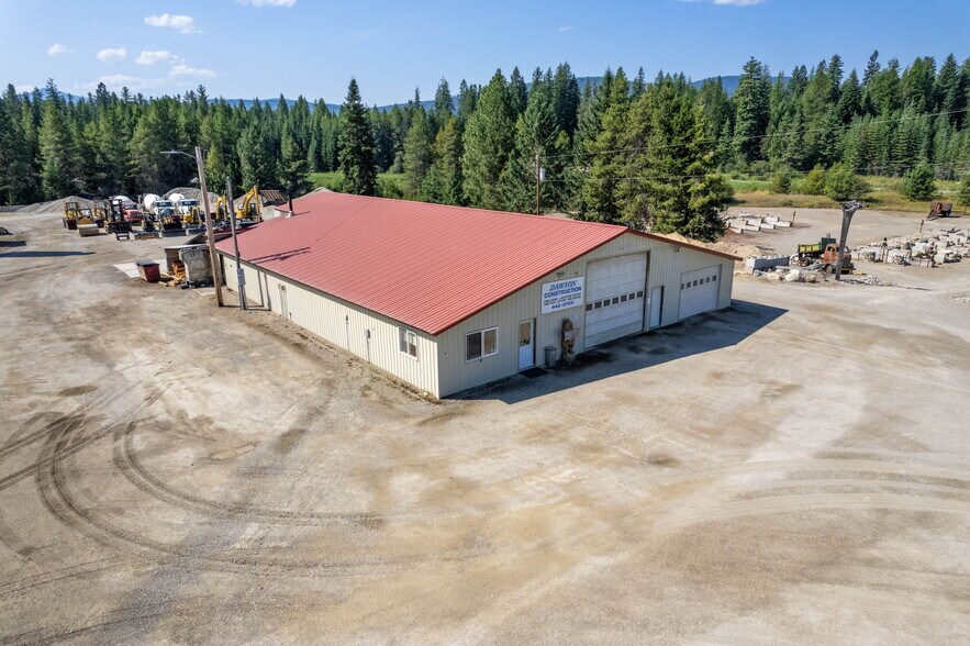 116 Sullivan Lake Rd, Ione, WA à vendre - Photo de l’immeuble – Image 2 sur 66