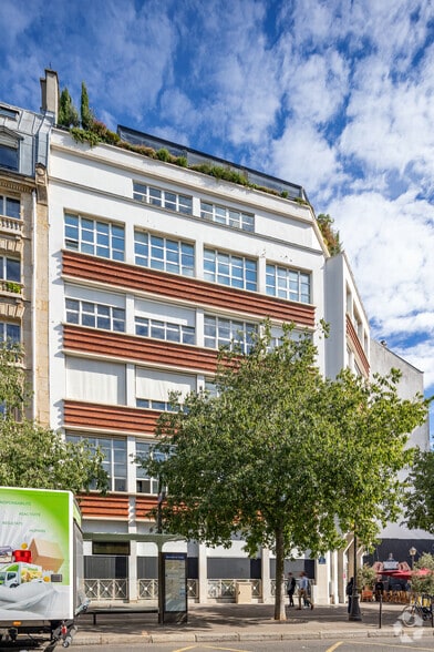 93 Rue Vieille Du Temple, Paris à louer - Photo de l’immeuble – Image 2 sur 4