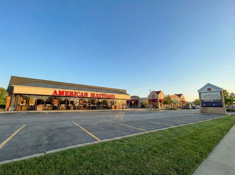 35 E Golf Rd, Hoffman Estates, IL à louer - Photo de l’immeuble – Image 3 sur 4