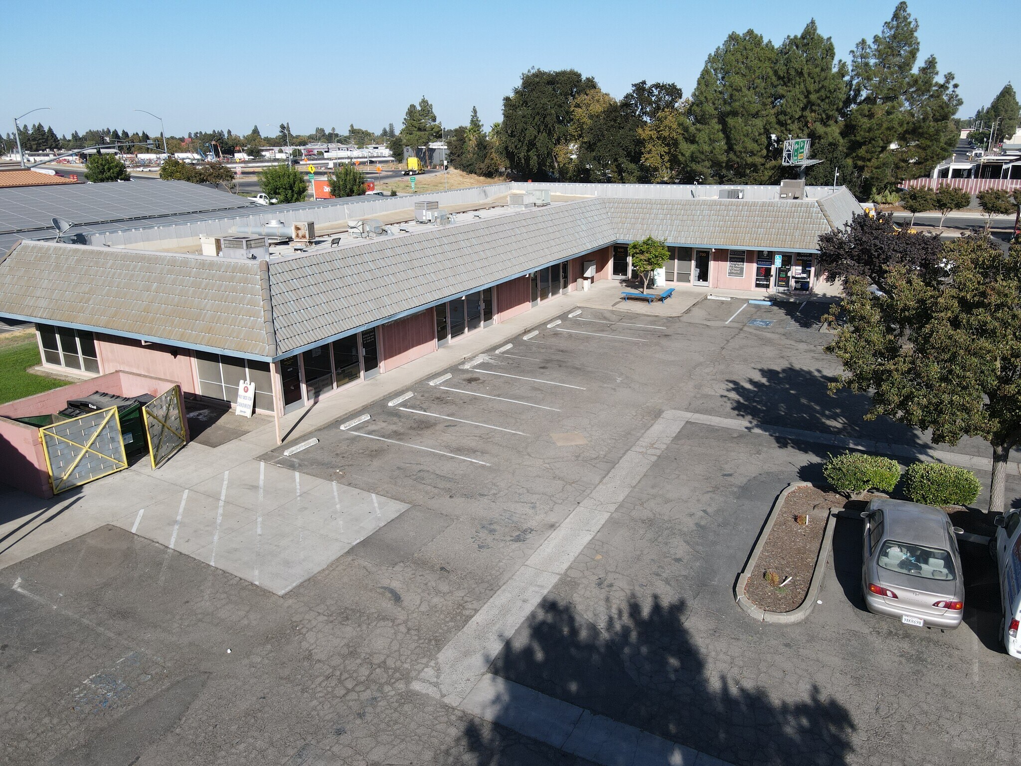 1250 Harbor Blvd, West Sacramento, CA à louer Photo de l’immeuble– Image 1 sur 7