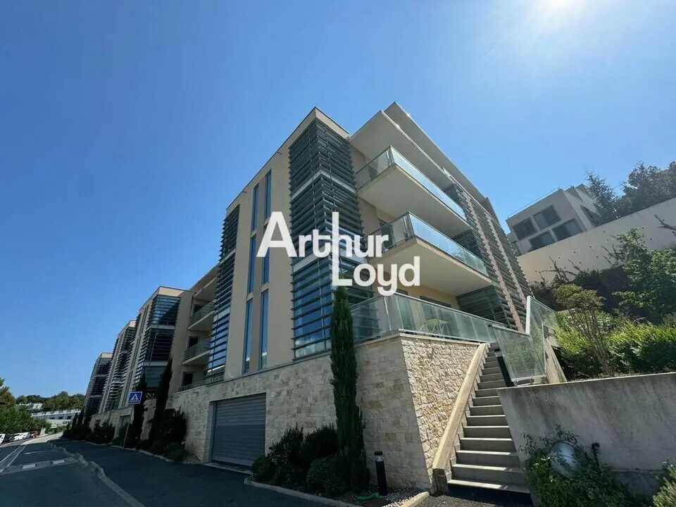 Bureau dans SOPHIA ANTIPOLIS à louer Photo de l’immeuble– Image 1 sur 6