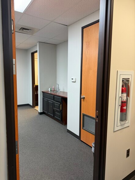 4074 Mt Royal Blvd, Allison Park, PA à louer - Photo intérieure – Image 2 sur 8