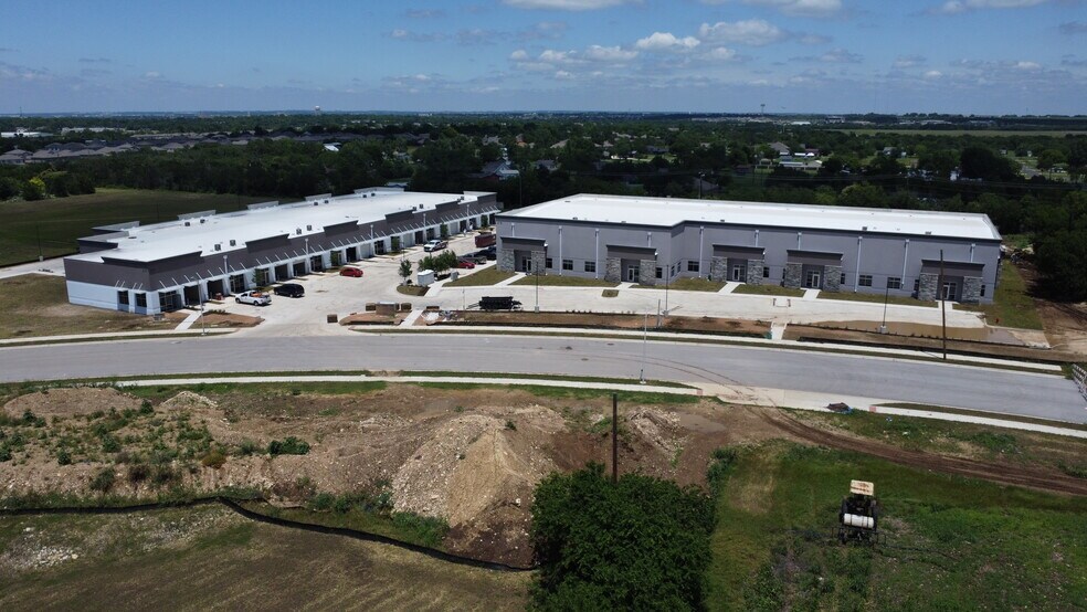 201 Cooperative Way, Georgetown, TX à louer - Photo de la construction – Image 3 sur 6