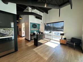 505 S Friendswood Dr, Friendswood, TX à louer Photo de l’immeuble– Image 2 sur 29