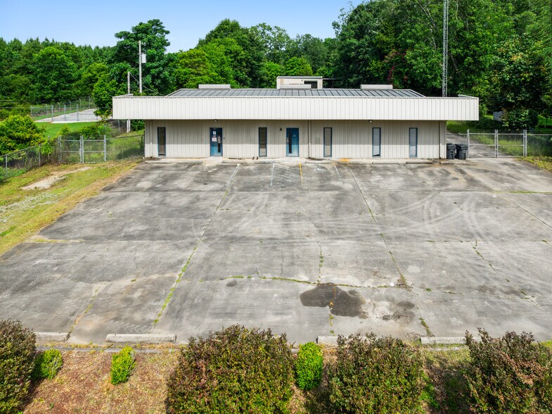 106 Torrence Rd, Tuskegee, AL à vendre - Photo de l’immeuble – Image 1 sur 8