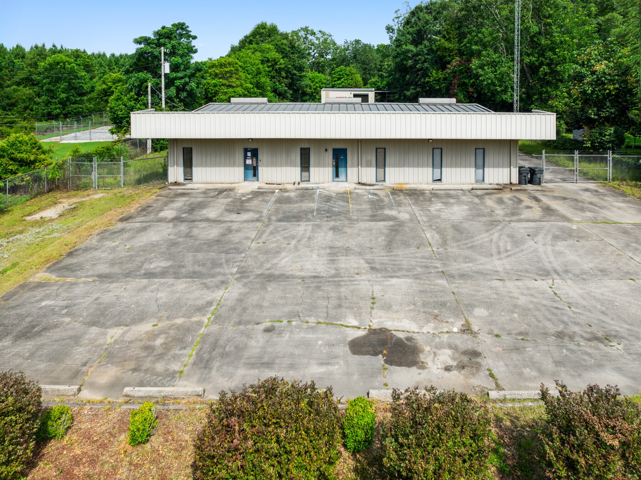 106 Torrence Rd, Tuskegee, AL à vendre Photo de l’immeuble– Image 1 sur 9