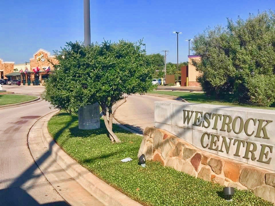 1201 Hewitt Dr, Waco, TX à louer Photo principale– Image 1 sur 7