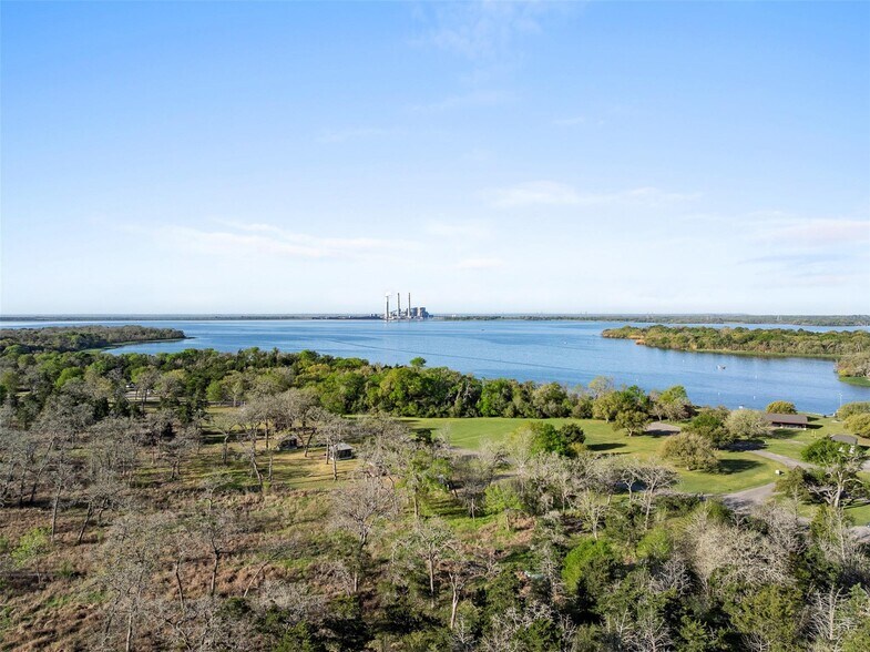 4759 159, Fayetteville, TX à vendre - Photo de l’immeuble – Image 2 sur 28