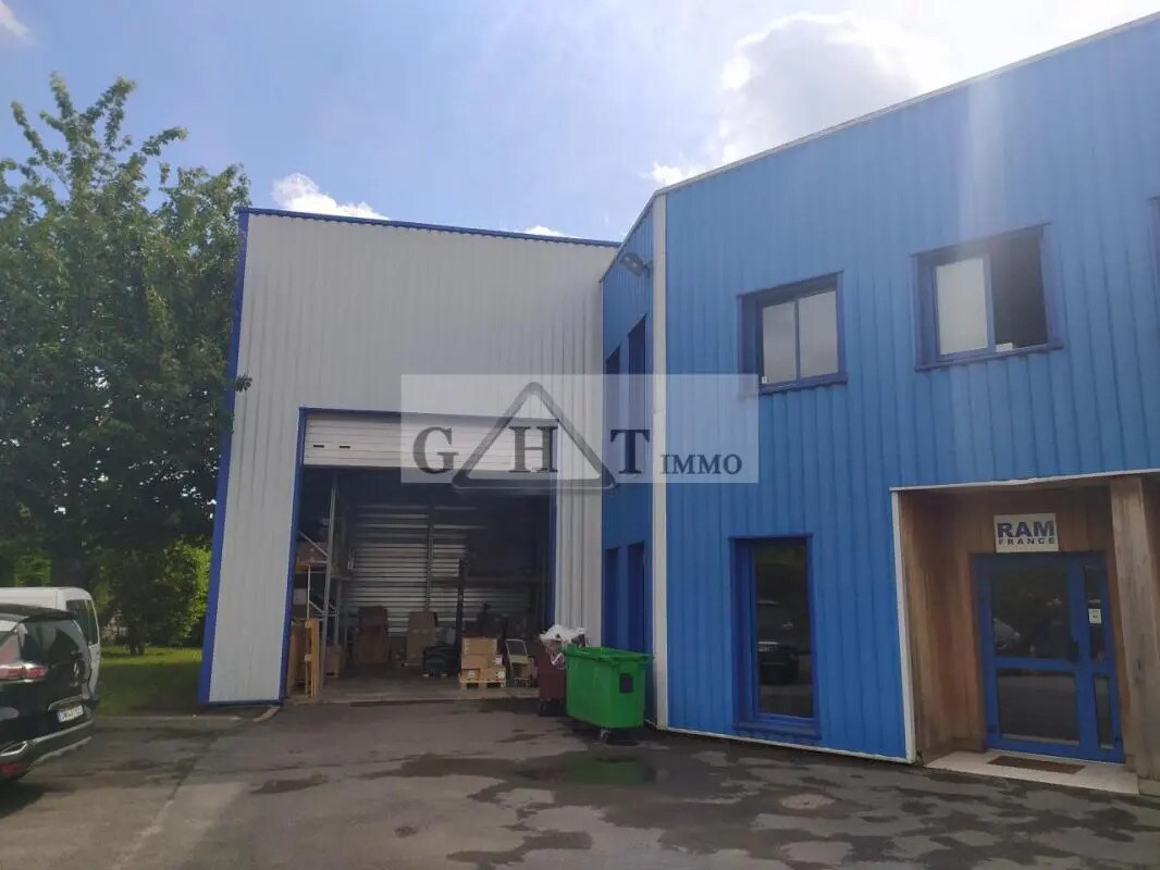 Industriel/Logistique dans Chelles à vendre Photo principale– Image 1 sur 9