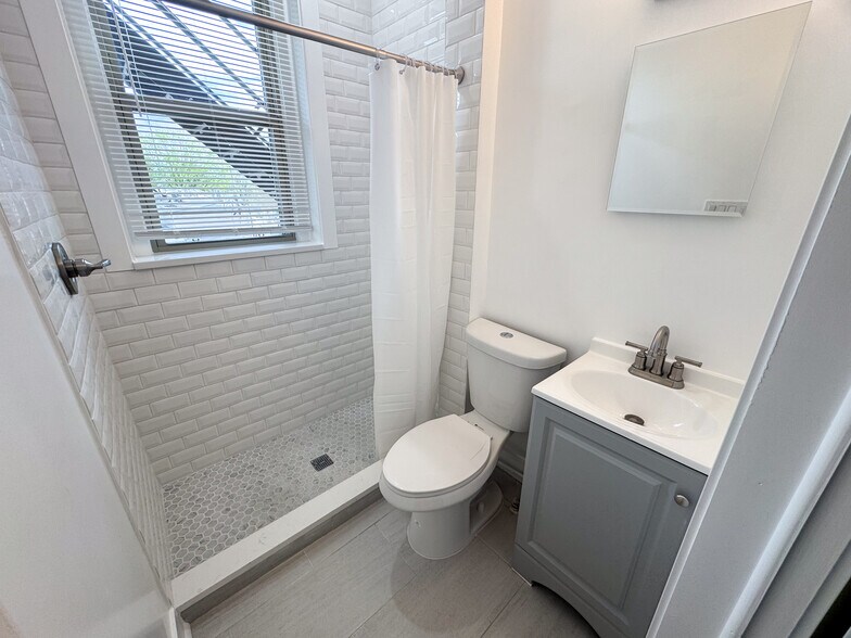 3427 13th St NW, Washington, DC à vendre - Photo de l’immeuble – Image 3 sur 12