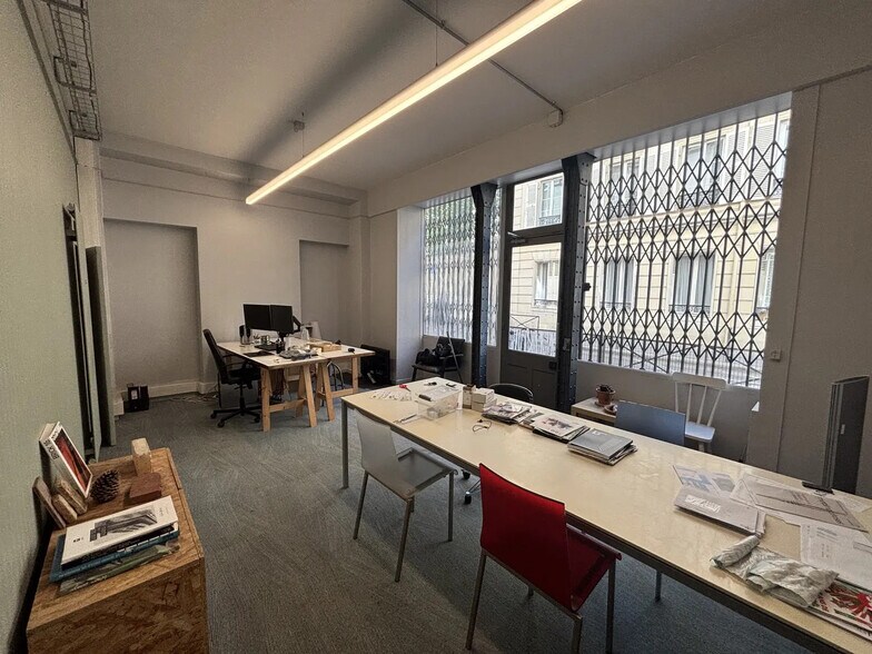 15 Rue Fondary, Paris à louer - Photo de l’immeuble – Image 2 sur 17