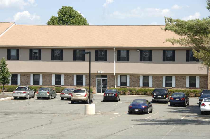 201-250 Wall St, Princeton, NJ à louer - Photo principale – Image 1 sur 3