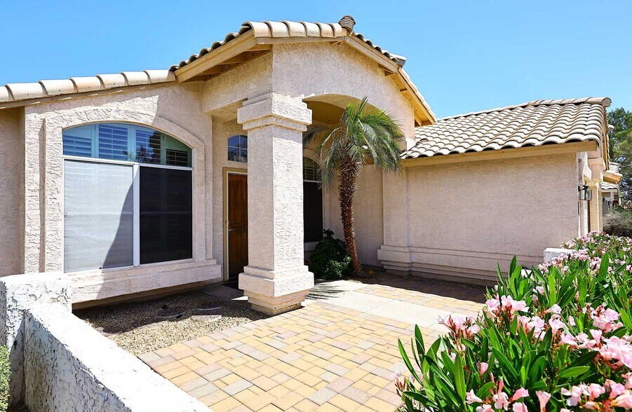 1212 W Vera Ln, Tempe, AZ à vendre - Photo de l’immeuble – Image 3 sur 32