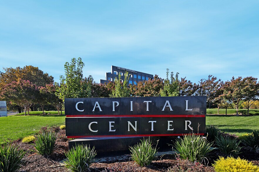 3100 Zinfandel Dr, Rancho Cordova, CA à louer - Photo de l’immeuble – Image 3 sur 10