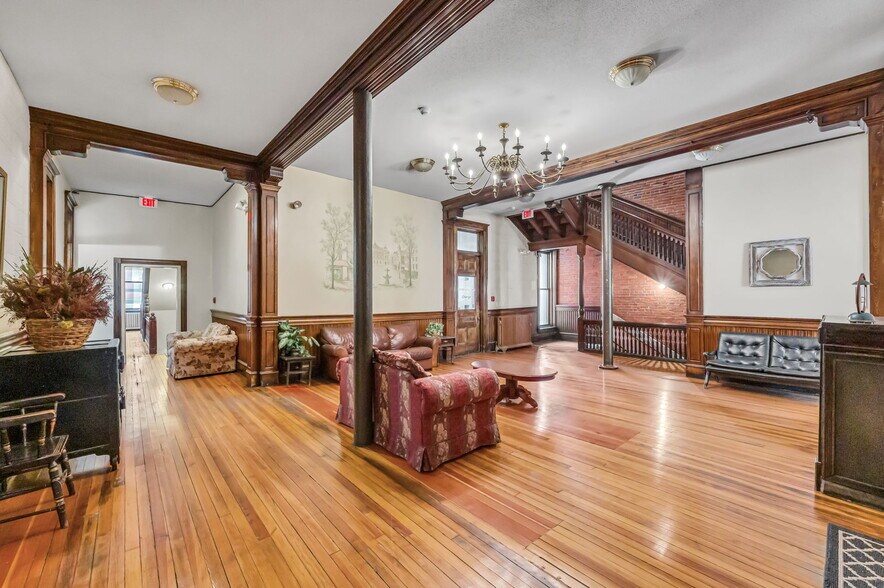 1228-1236 Main St, Springfield, MA à vendre - Photo de l’immeuble – Image 3 sur 10
