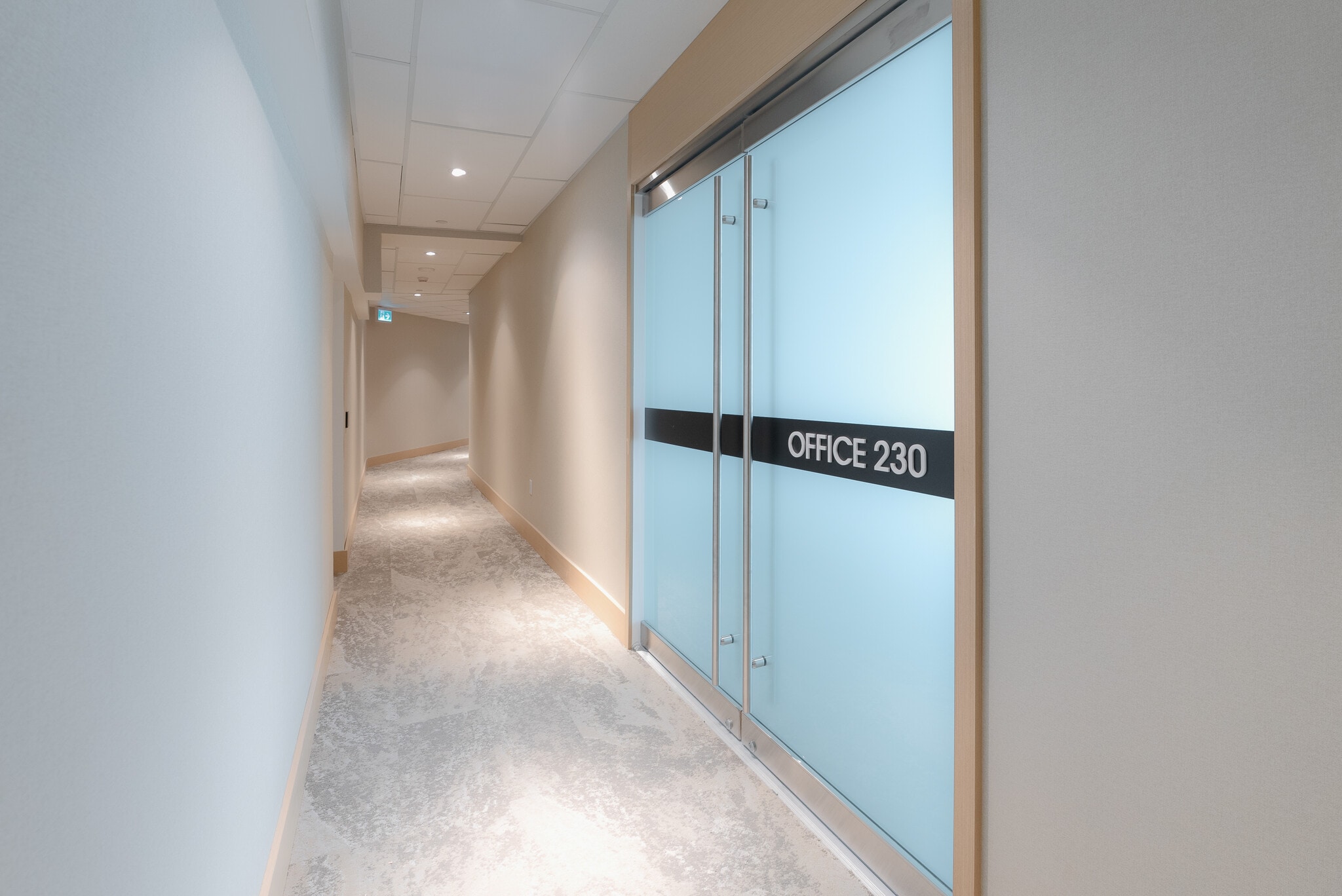 3328 No. 3 Rd, Richmond, BC à louer Photo intérieure– Image 1 sur 5