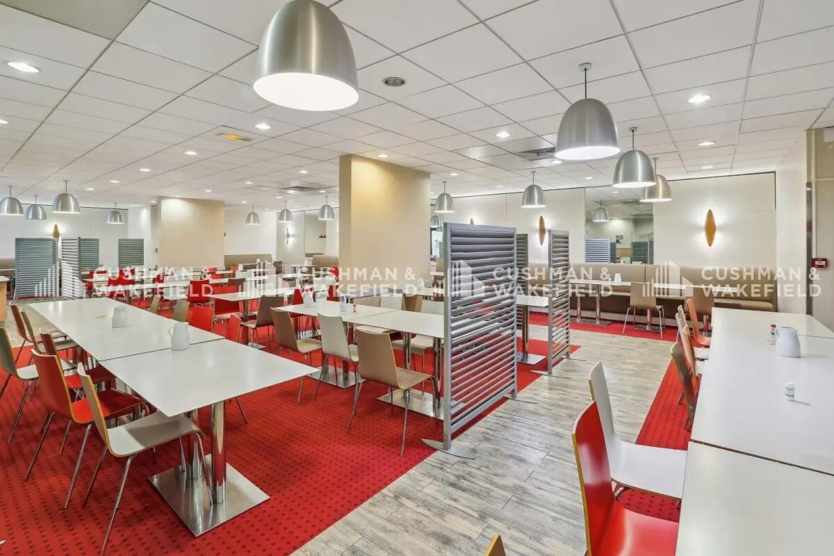 Bureau dans Levallois-Perret à louer Photo de l’immeuble– Image 1 sur 2