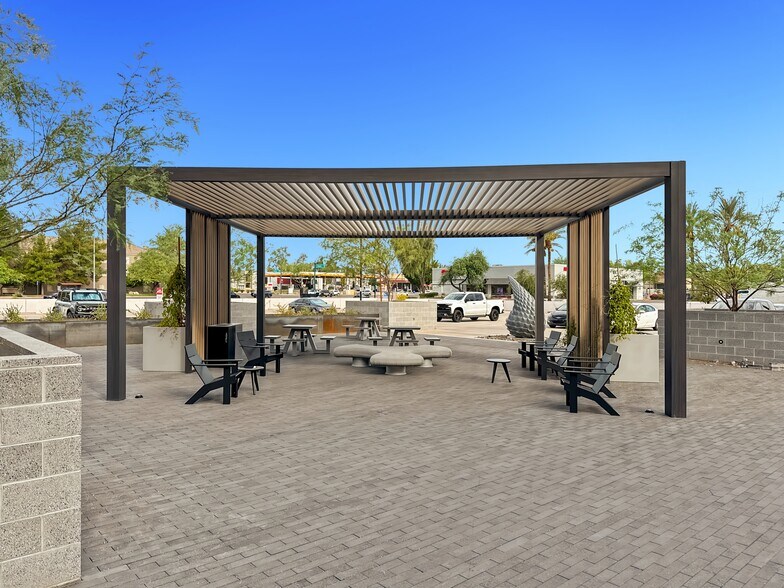 11811 N Tatum Blvd, Phoenix, AZ à louer - Photo de l’immeuble – Image 2 sur 16