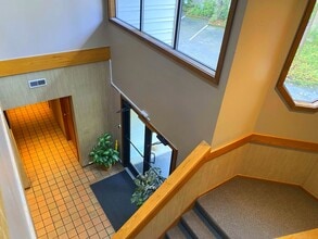 16455 NE 85th St, Redmond, WA à vendre Photo intérieure– Image 2 sur 3