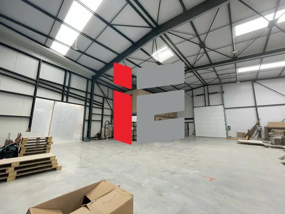 Local d’activités dans Quéven à louer Photo intérieure– Image 1 sur 6