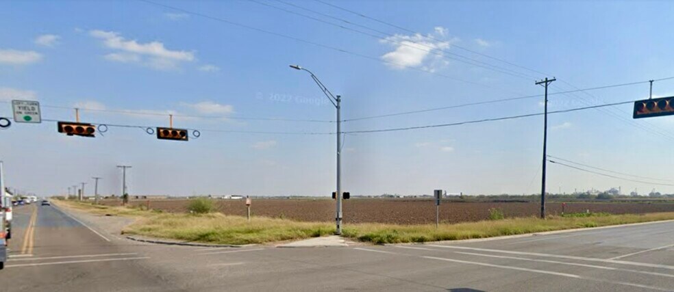Military Hwy Hwy, Progreso Lakes, TX à vendre - Photo principale – Image 1 sur 2