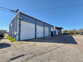 704 Murray Rd, Dothan, AL à louer Photo intérieure– Image 1 sur 7
