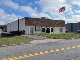Plus de détails pour 8465 NE Center Dr, Minneapolis, MN - Industriel/Logistique à vendre