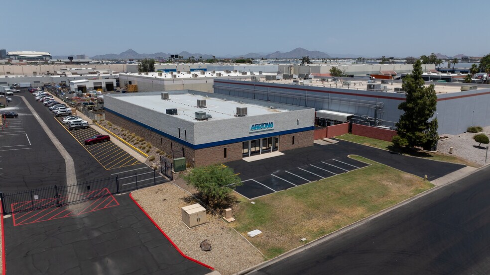 408 E University Dr, Phoenix, AZ à louer - Photo de l’immeuble – Image 2 sur 9