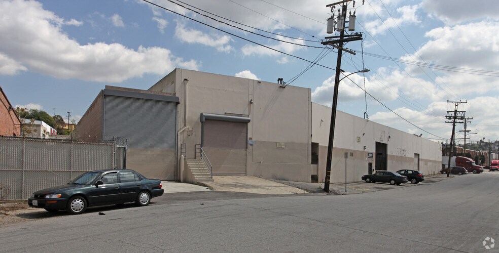 4007 Medford St, Los Angeles, CA à louer - Photo de l’immeuble – Image 3 sur 6