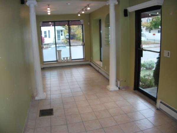 235 Adams St, Newton, MA à louer - Photo intérieure – Image 2 sur 5