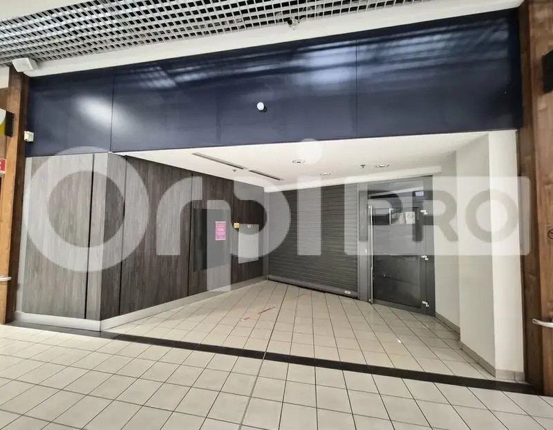 Local commercial dans Tinqueux à vendre Hall d’entrée– Image 1 sur 9