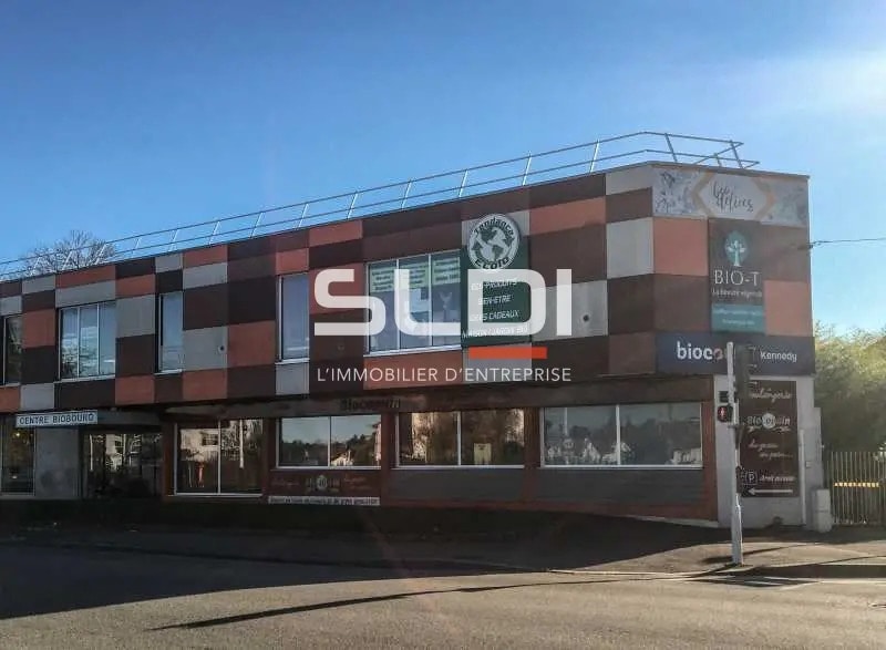 Bureau dans Bourg-en-Bresse à louer - Photo de l’immeuble – Image 2 sur 8
