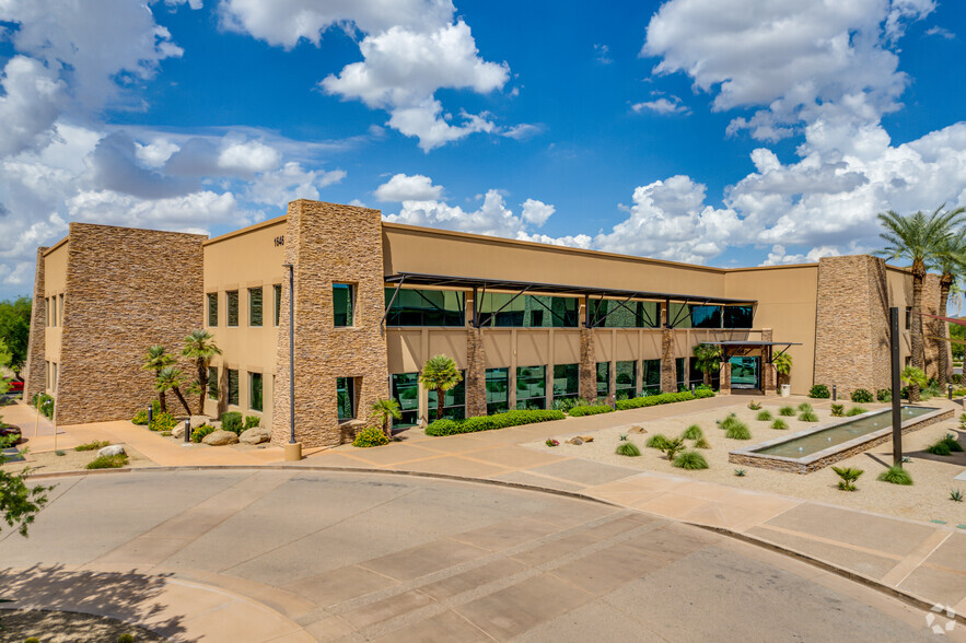 1616 N Litchfield Rd, Goodyear, AZ à louer - Photo de l’immeuble – Image 3 sur 14