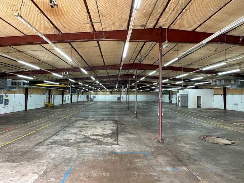 1703 Industrial Blvd, Brenham, TX à louer - Photo intérieure – Image 3 sur 7