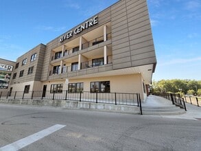 225 River Centre Landing, Jasper, IN à louer Photo de l’immeuble– Image 1 sur 13